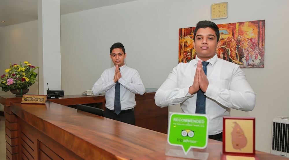 Senani Hotel Kandy Eksteriør billede