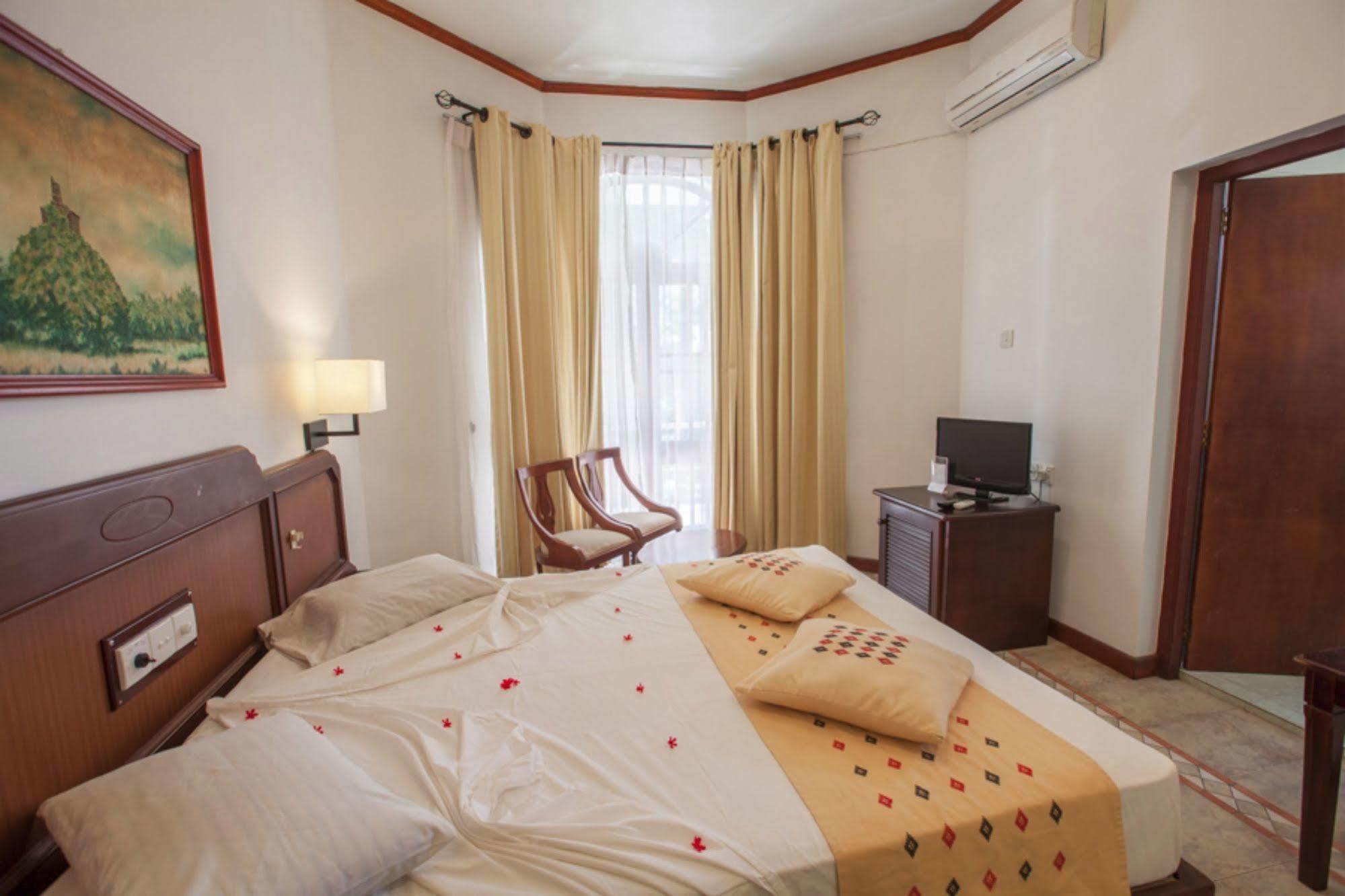 Senani Hotel Kandy Eksteriør billede