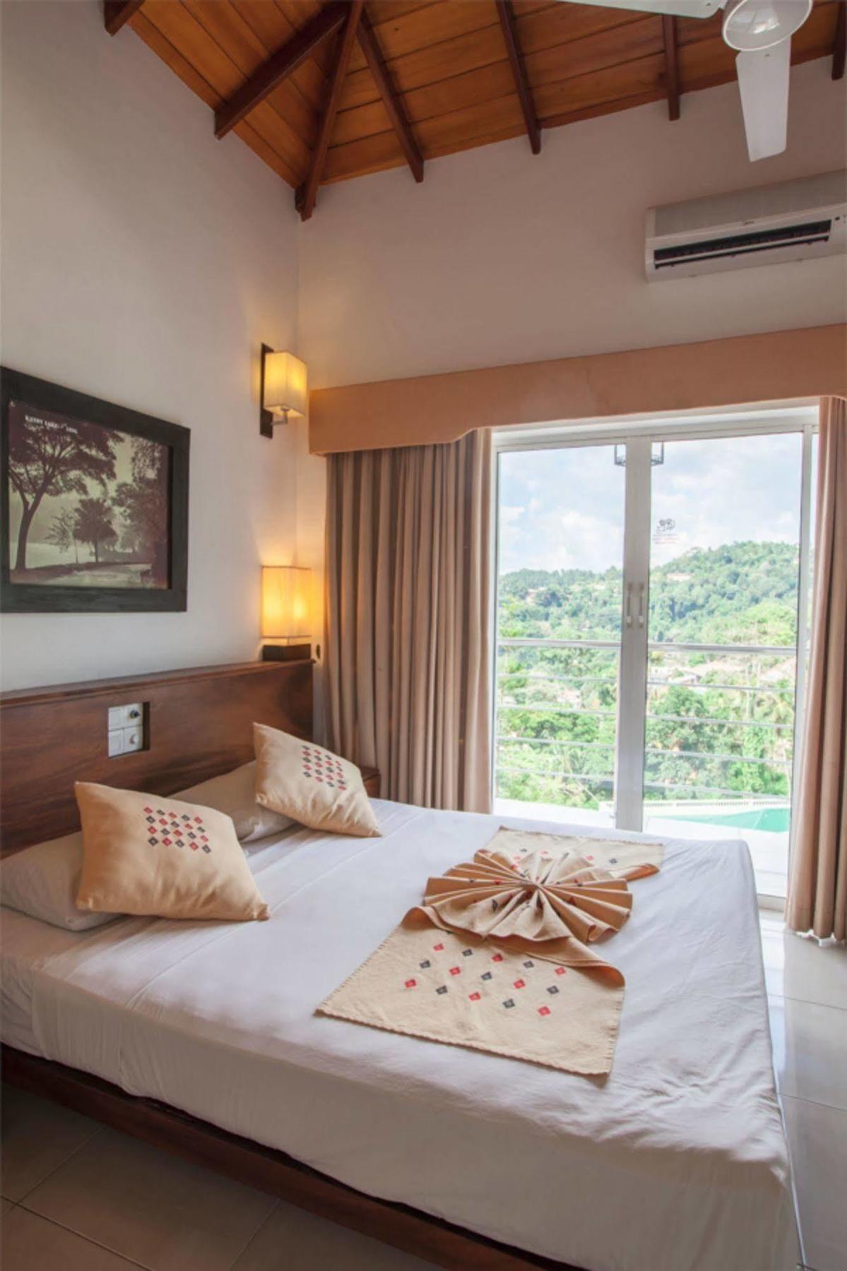 Senani Hotel Kandy Eksteriør billede